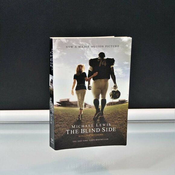 The Blind Side by Michael Lewis 2009 Trade Paperback Movie Tie-In Edition - Picture 1 of 8
